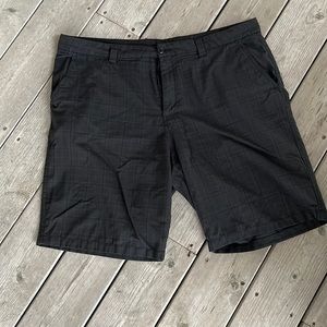 O’Neill Relaxed Fit size 40 shorts